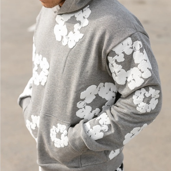 Denim Tears hoodie in grey size medium. Never worn before/removed from package - Picture 3 of 5